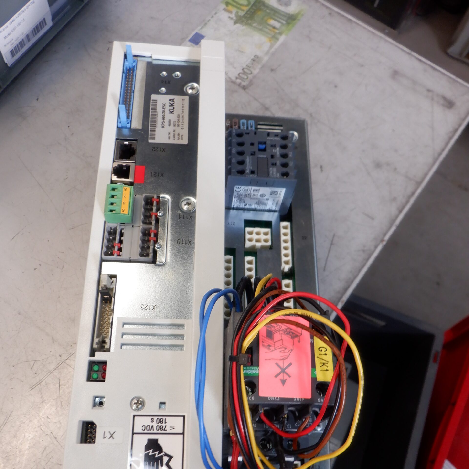 réparation des alimentations industrielles KUKA